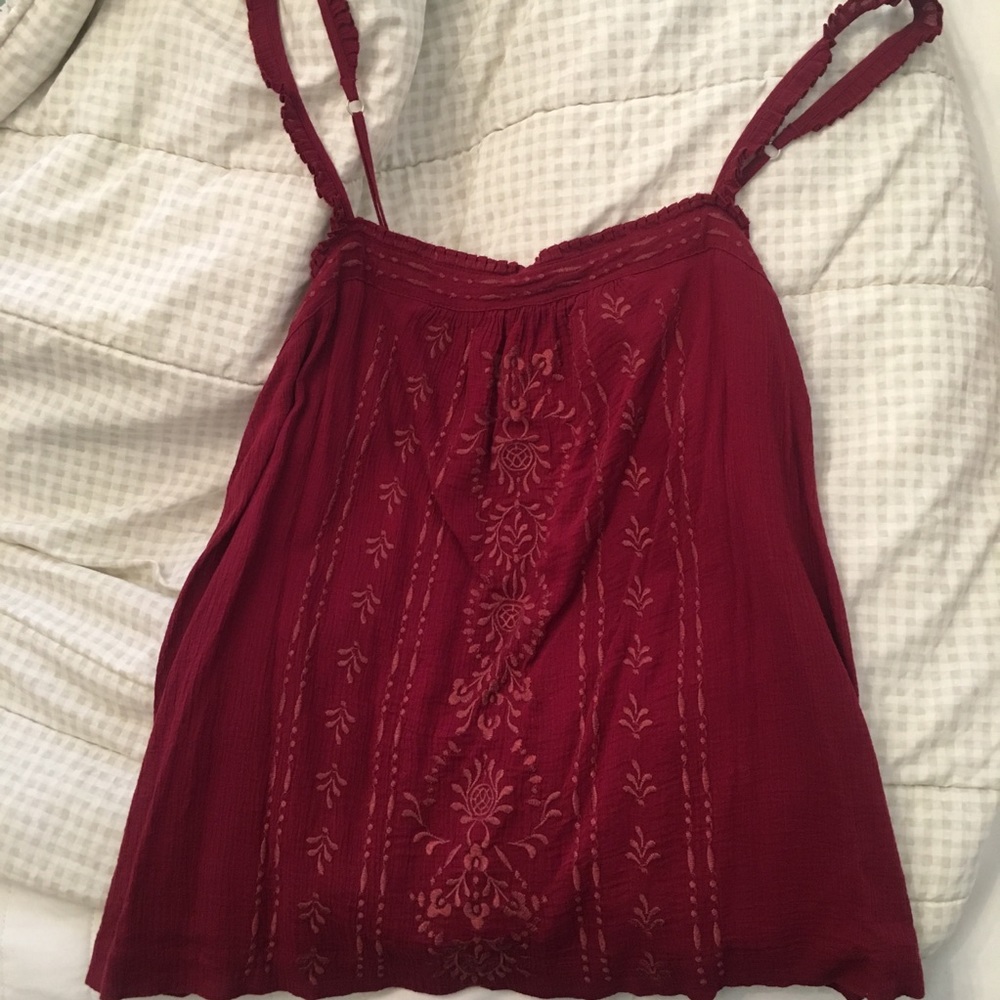 A wine color top